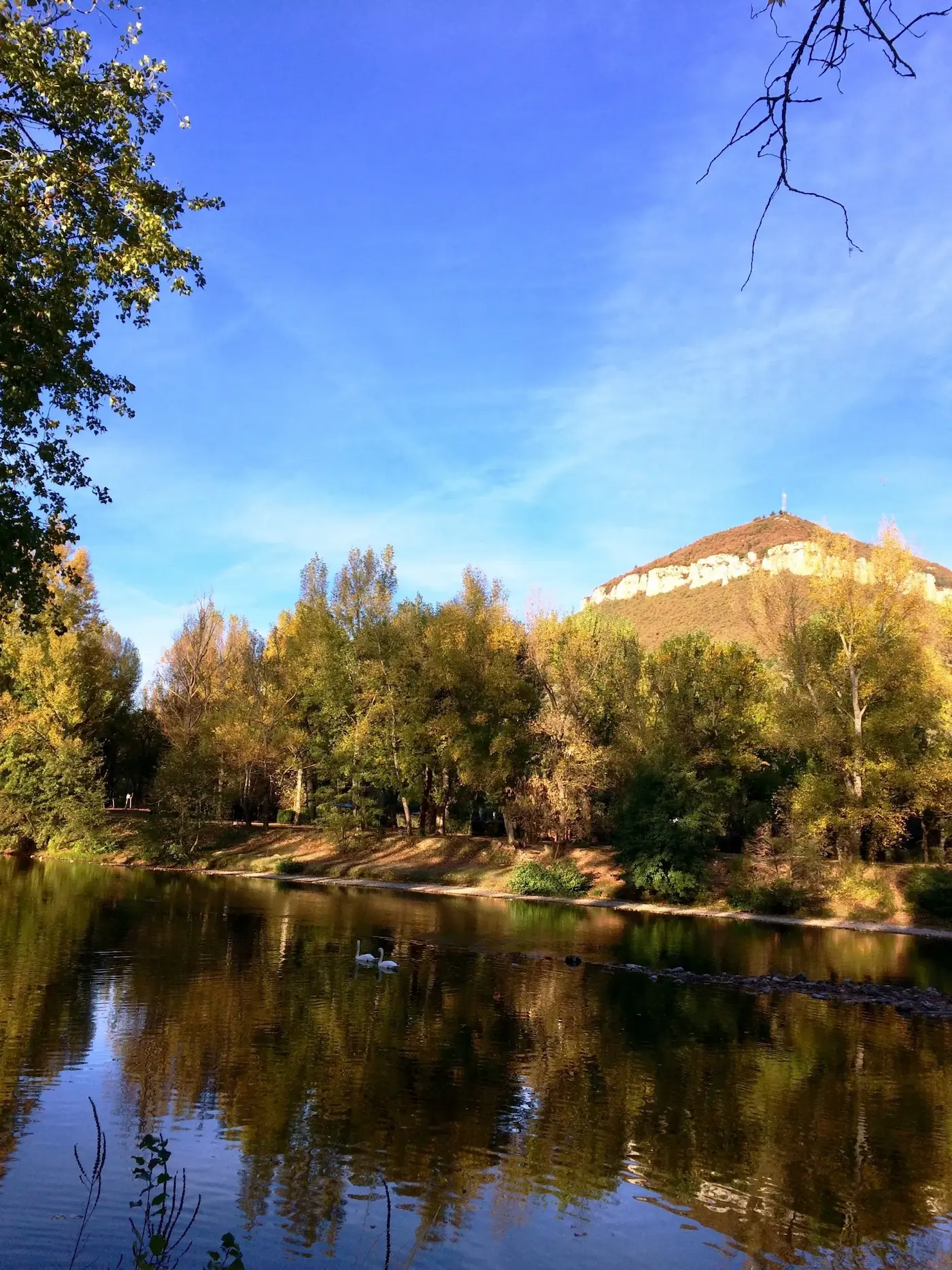 La rivière Tarn à Millau, Aveyron