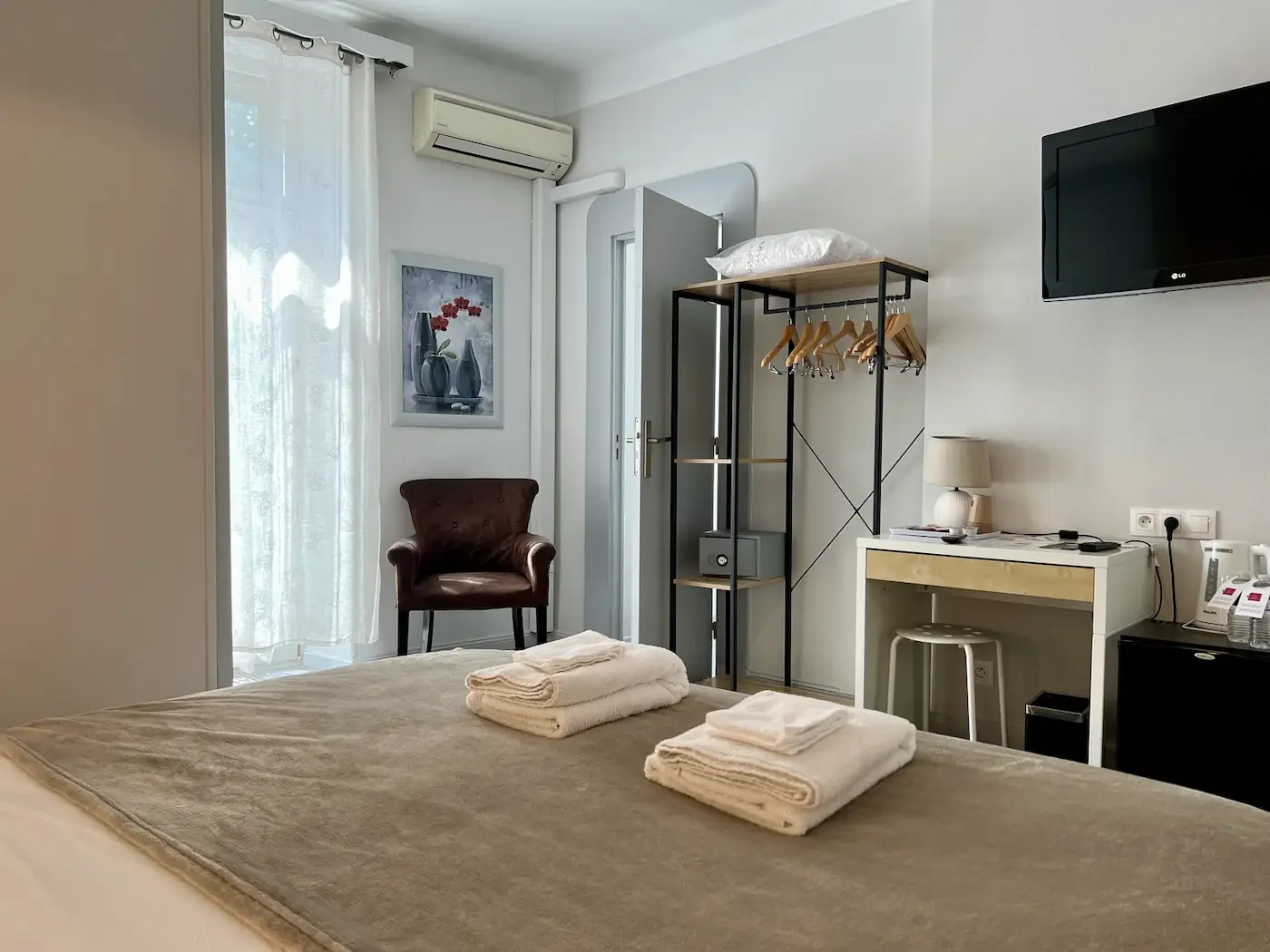 Chambre Quadruple Confort Hôtel des Causses Millau