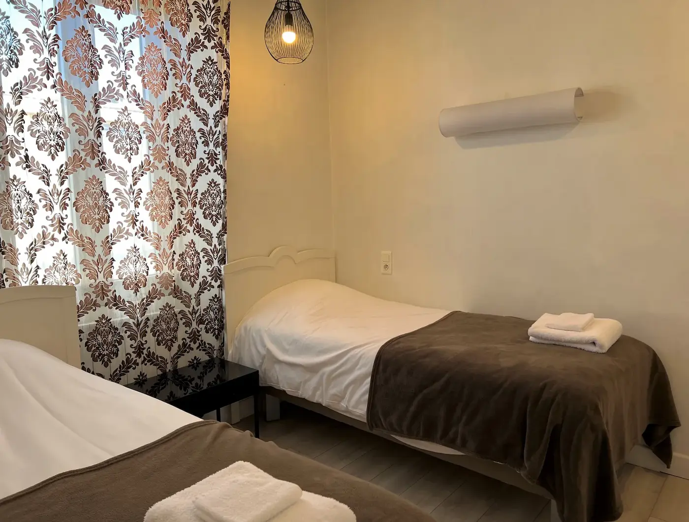 Chambre Quadruple Confort Hôtel des Causses Millau