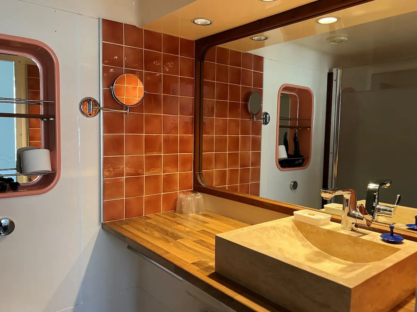 Chambre Quadruple Confort Hôtel des Causses Millau