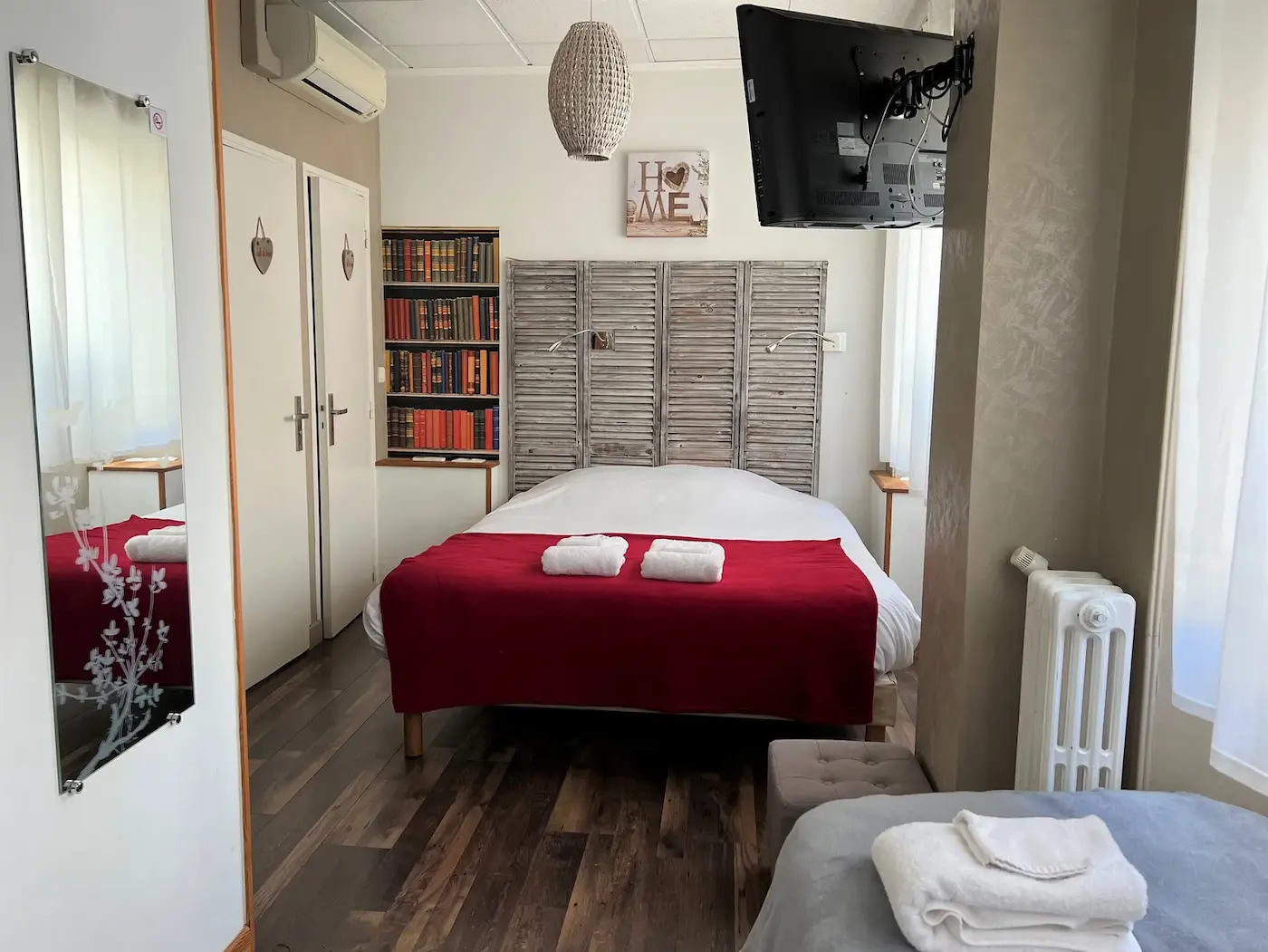 Chambre Triple Confort Hôtel des Causses Millau